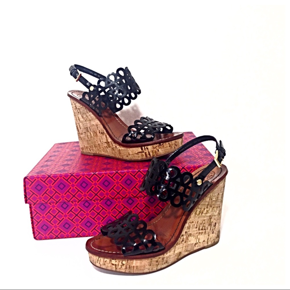 Tory Burch Nori Wedge Sandals Black Patent EUC!